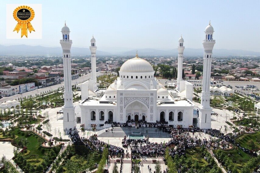 沙里清真寺 - 车臣沙里市的拉姆赞卡德罗夫清真寺